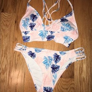 Cupshe Out Of Mind Leaves Bikini